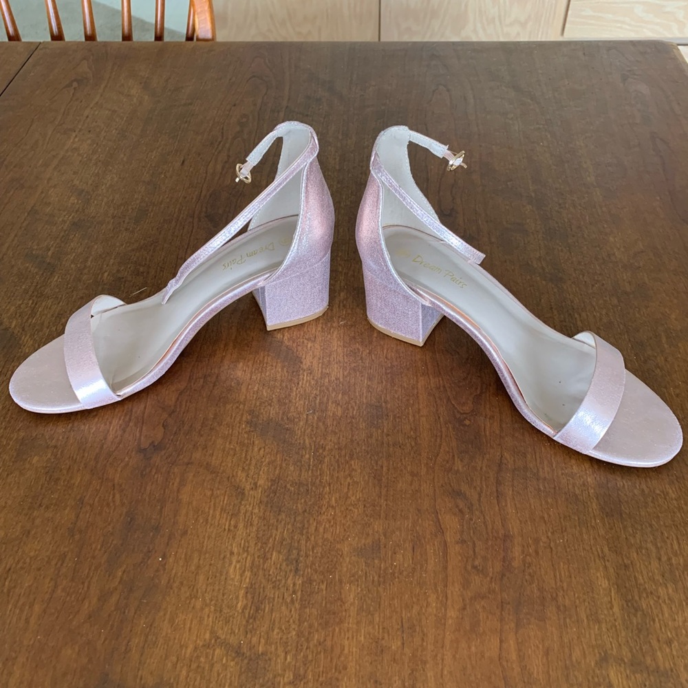 Pearlescent sandals, shimmering pink and very comfy. Perfect for wedding/dance